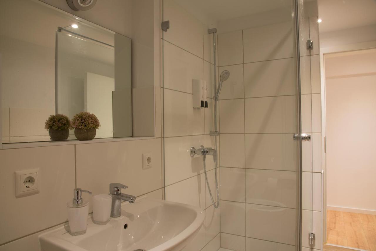 Schoene Ferienwohnung 54 M², Zentrumsnah, Kingbett Ерфурт Екстериор снимка