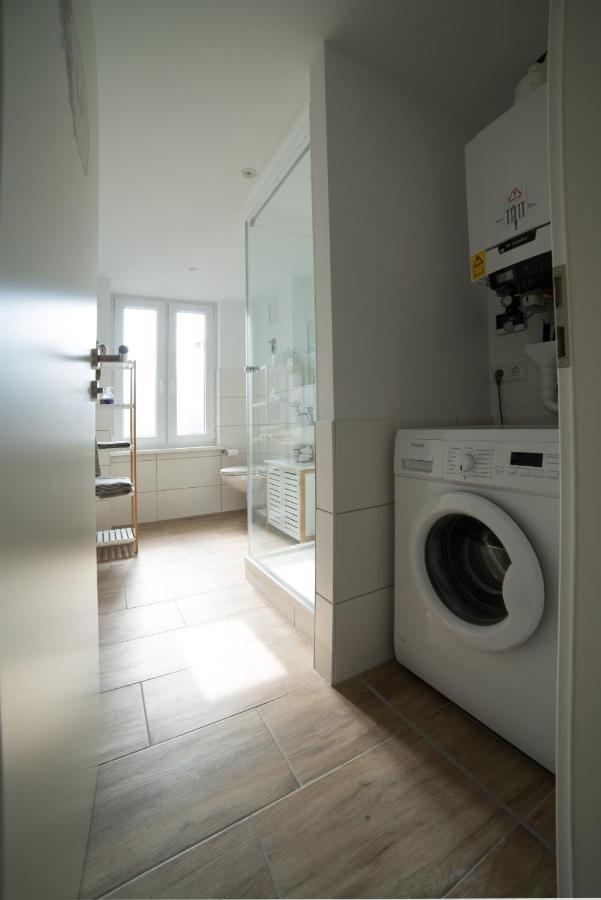 Schoene Ferienwohnung 54 M², Zentrumsnah, Kingbett Ерфурт Екстериор снимка