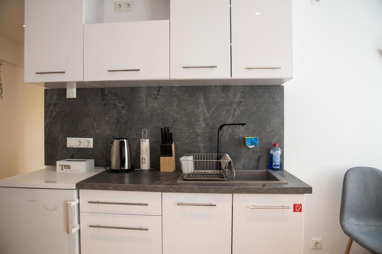 Schoene Ferienwohnung 54 M², Zentrumsnah, Kingbett Ерфурт Екстериор снимка