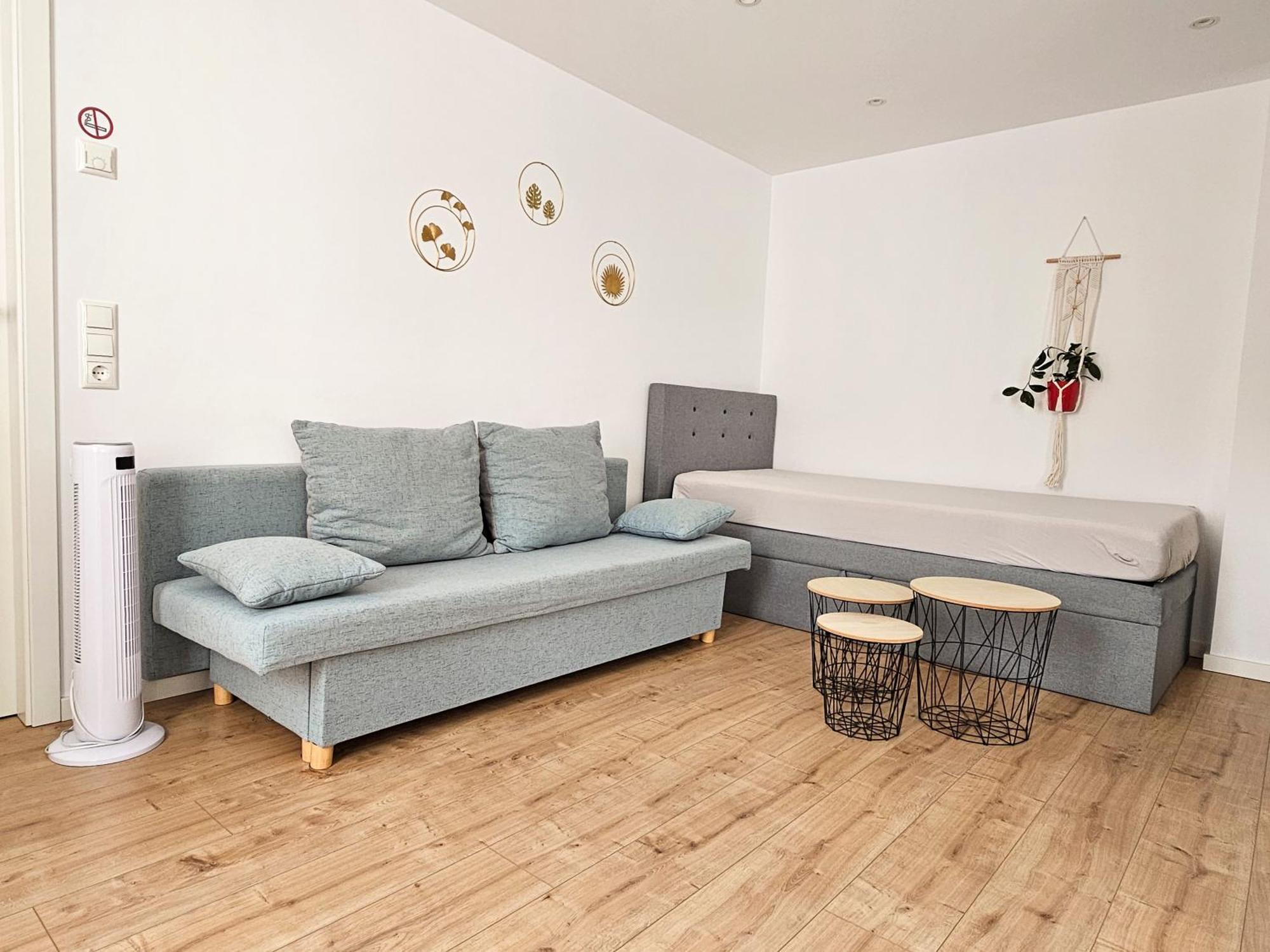 Schoene Ferienwohnung 54 M², Zentrumsnah, Kingbett Ерфурт Екстериор снимка